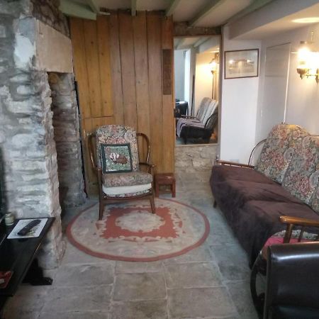 The Old Swan Walkers Cottage Bath Exterior photo